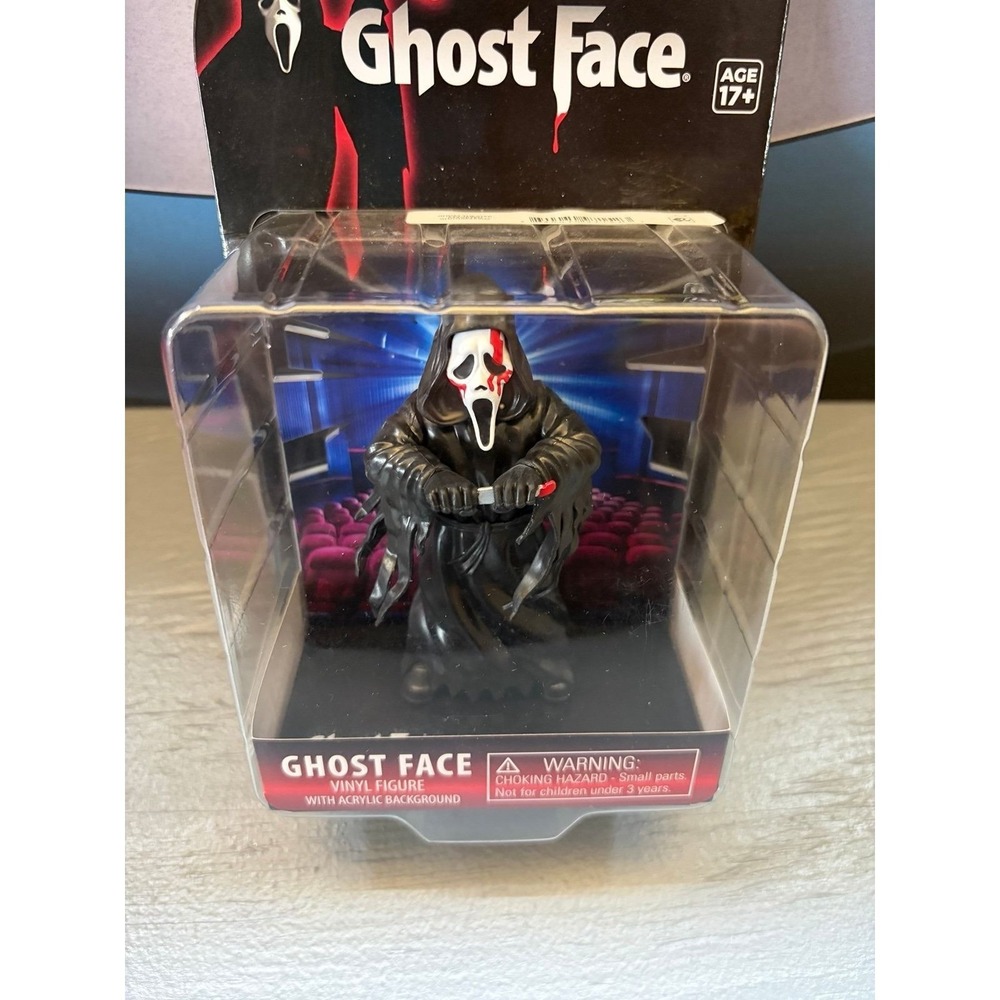 Fly Guys - Scream - Ghost Face (Theater) Vinyl Figure with Background